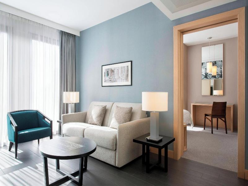 Le Meridien Visconti Rome image
