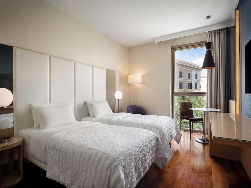 Le Meridien Visconti Rome image
