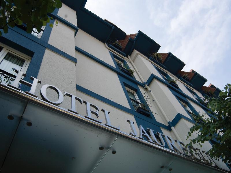 Hotel Jauregui image