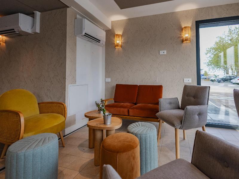 Sure Hotel by Best Western Nantes Saint-Herblain image