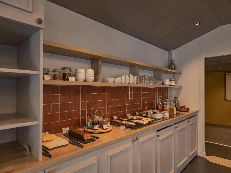 Sure Hotel by Best Western Nantes Saint-Herblain image