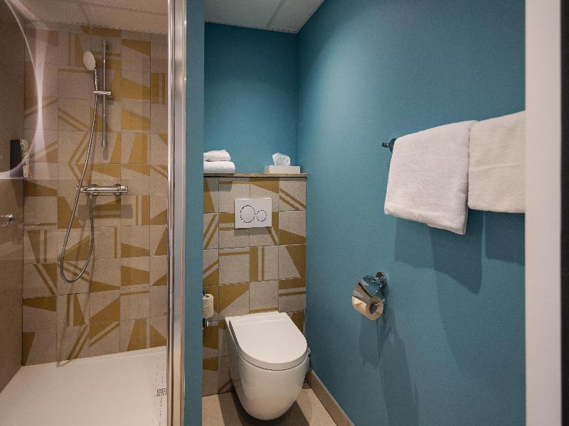 Sure Hotel by Best Western Nantes Saint-Herblain image