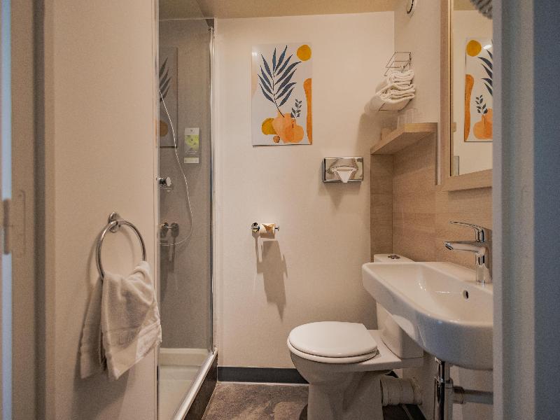 Sure Hotel by Best Western Nantes Saint-Herblain image
