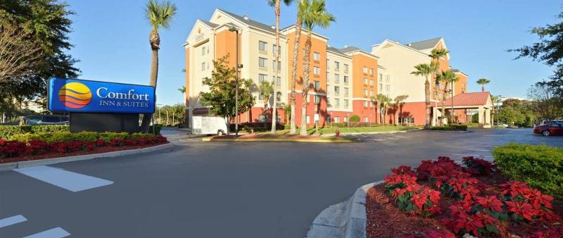 在meiguo.com看到的Comfort Inn & Suites Convention Center的介绍图片