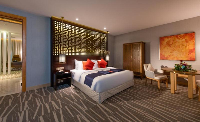 Ramada Hotel & Suites Al Qassim image 4