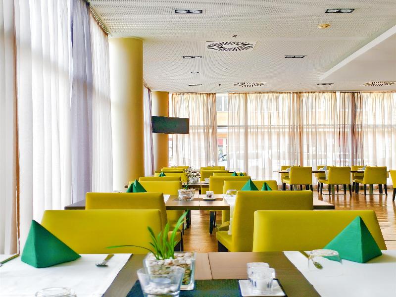 Park Inn By Radisson Linz image