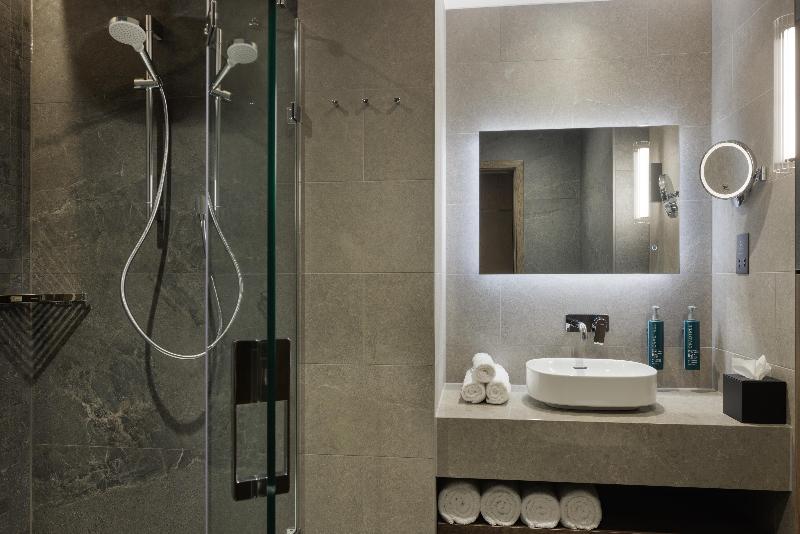 Doubletree By Hilton London - West End image