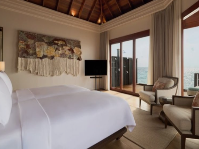 Dusit Thani Maldives image