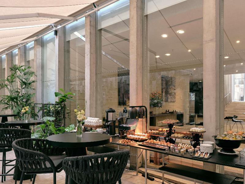 Pullman Lima San Isidro image
