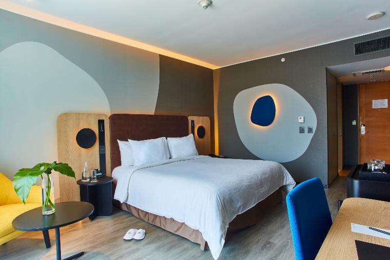 Pullman Lima San Isidro image