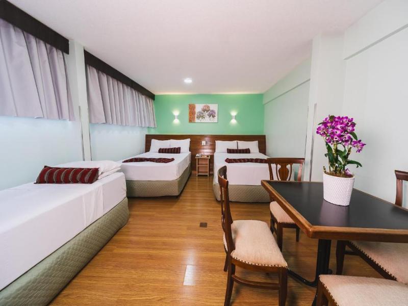 Nacional Inn Curitiba Estacao image