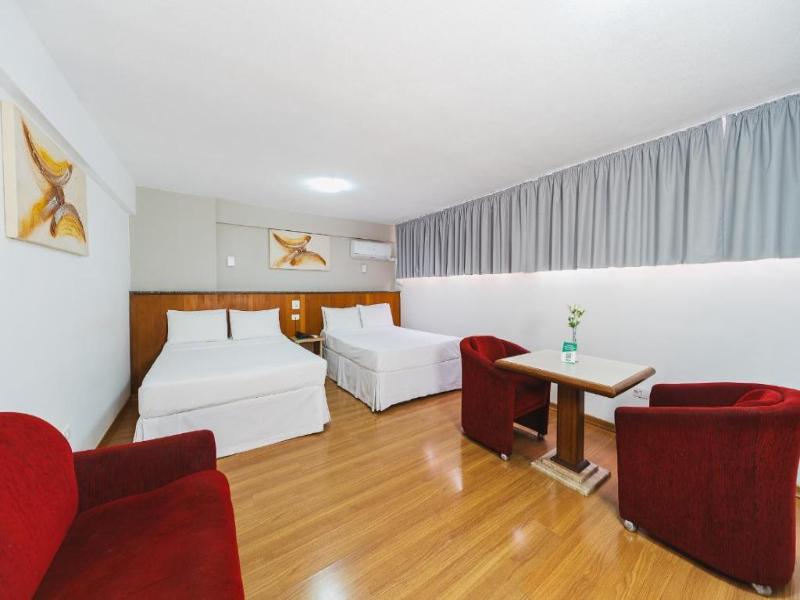 Nacional Inn Curitiba Estacao image