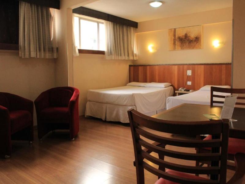 Nacional Inn Curitiba Estacao image