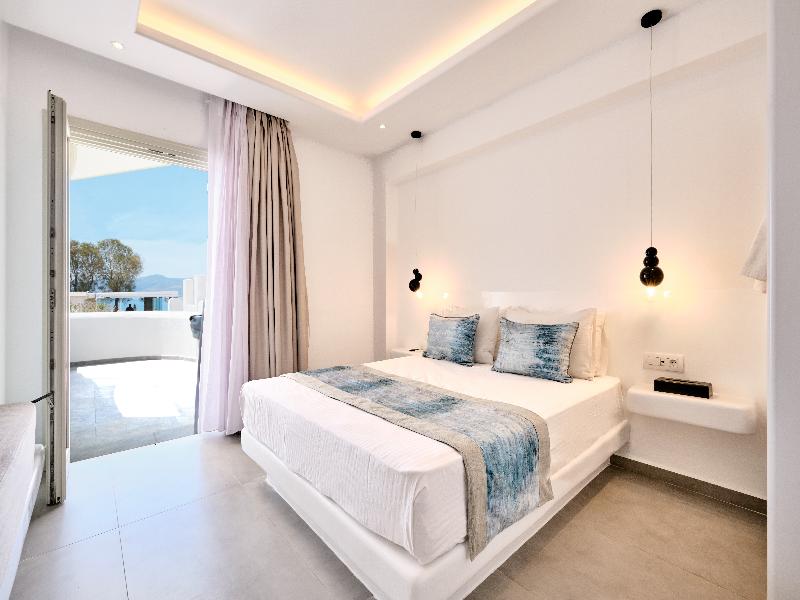 Liana Beach Hotel & Spa image