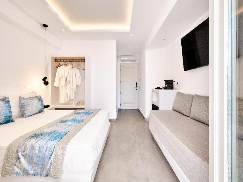 Liana Beach Hotel & Spa image