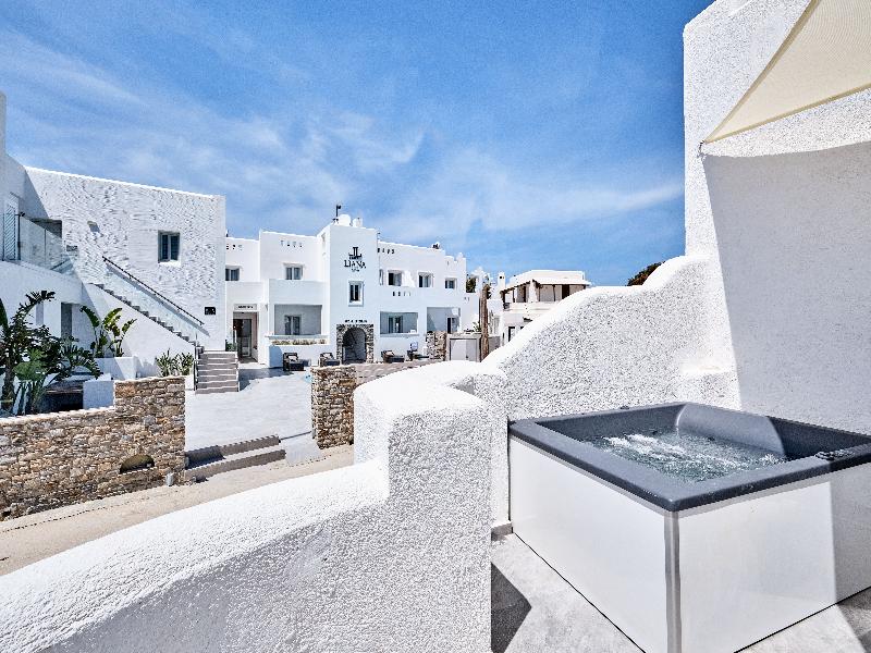Liana Beach Hotel & Spa image