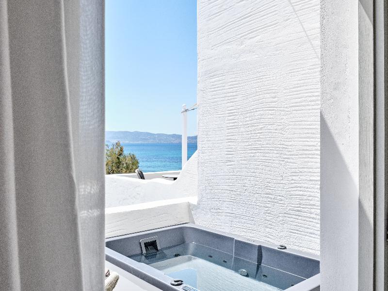 Liana Beach Hotel & Spa image