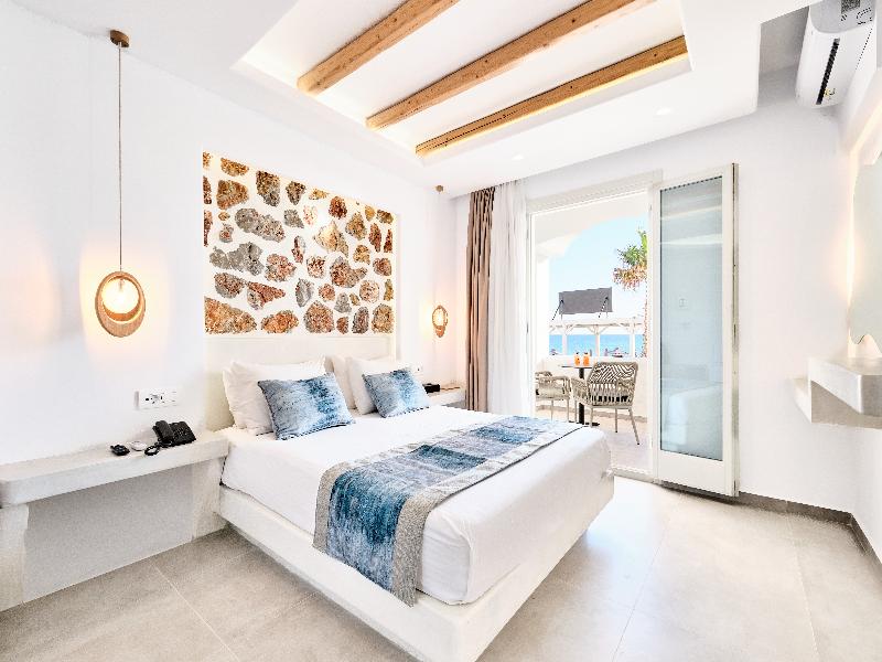 Liana Beach Hotel & Spa image