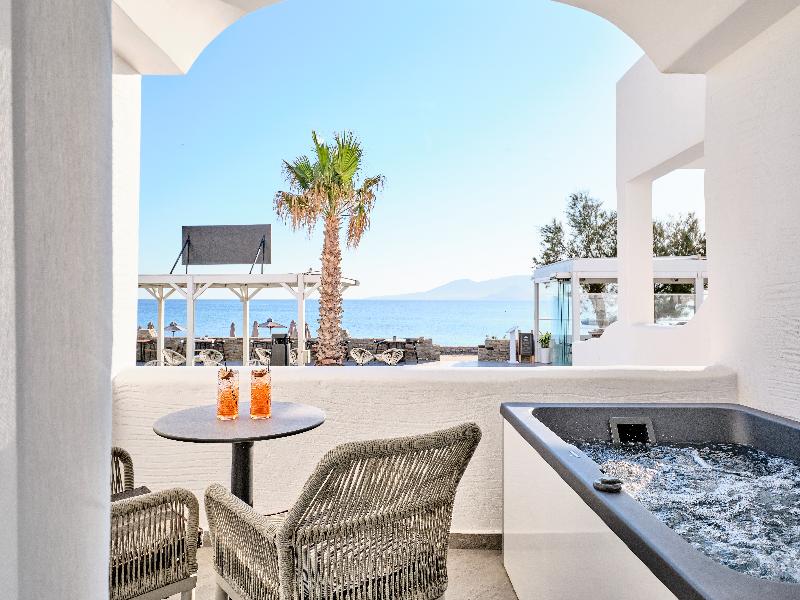 Liana Beach Hotel & Spa image