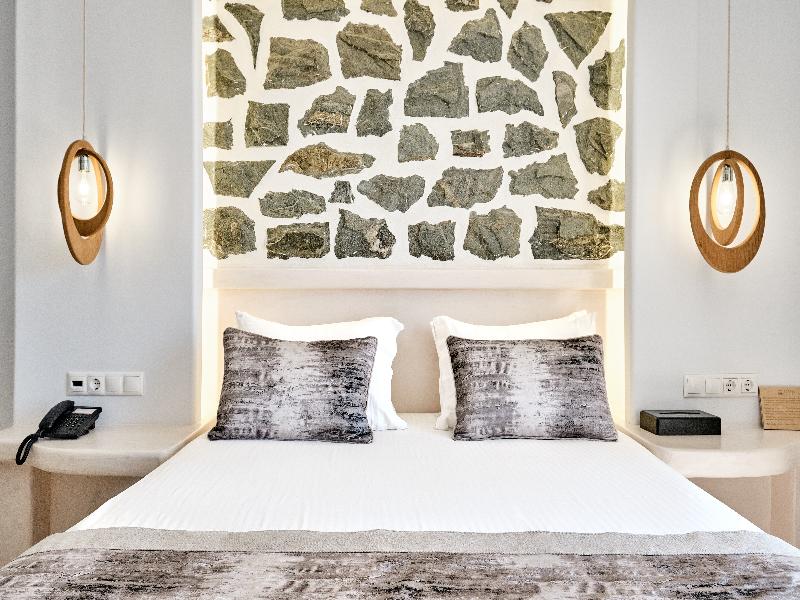 Liana Beach Hotel & Spa image