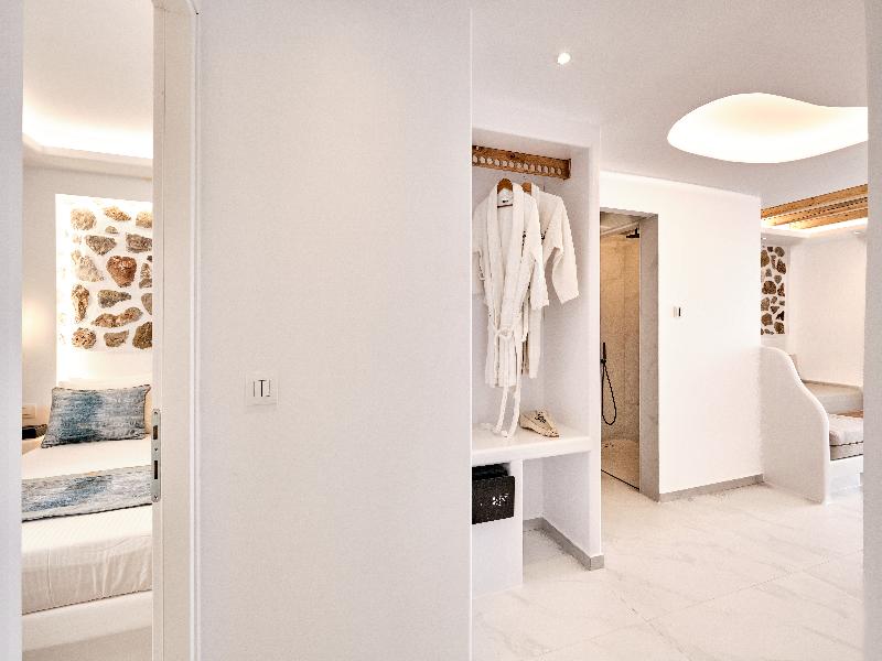 Liana Beach Hotel & Spa image