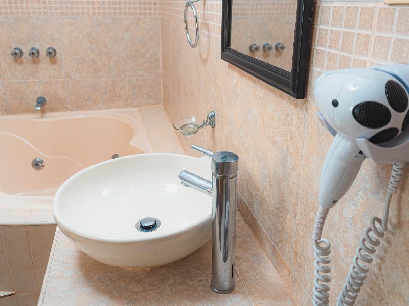 Ferre Miraflores image