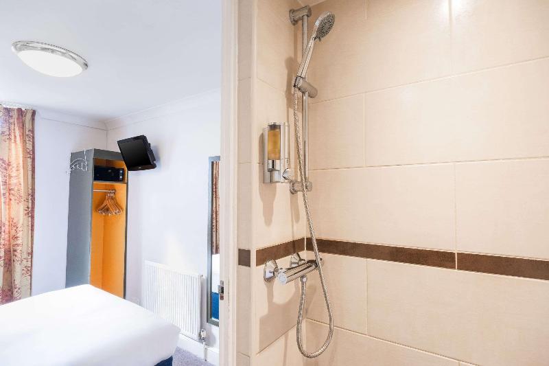 Comfort Inn Westminster image