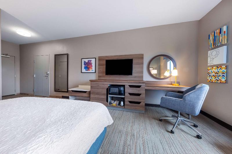 Hampton Inn St. Robert/Ft. Leonard Wood image