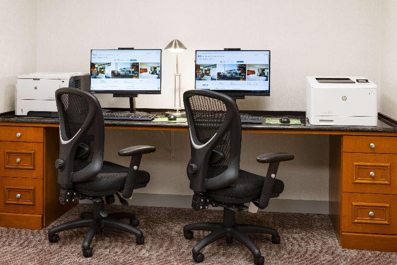 Hilton Garden Inn Milford image