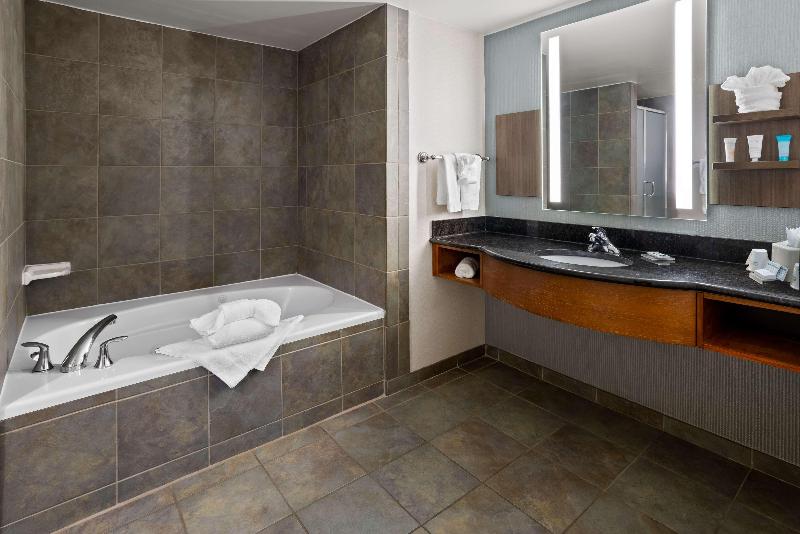 Hilton Garden Inn Milford image
