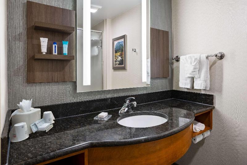 Hilton Garden Inn Milford image