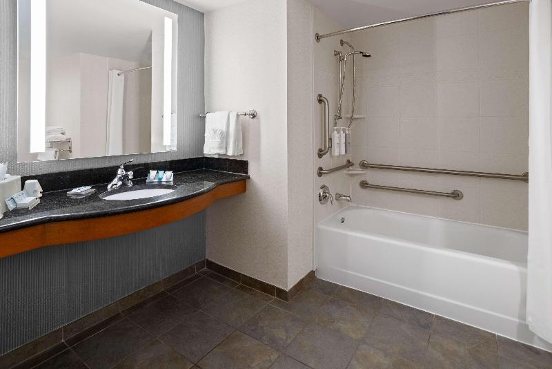 Hilton Garden Inn Milford image