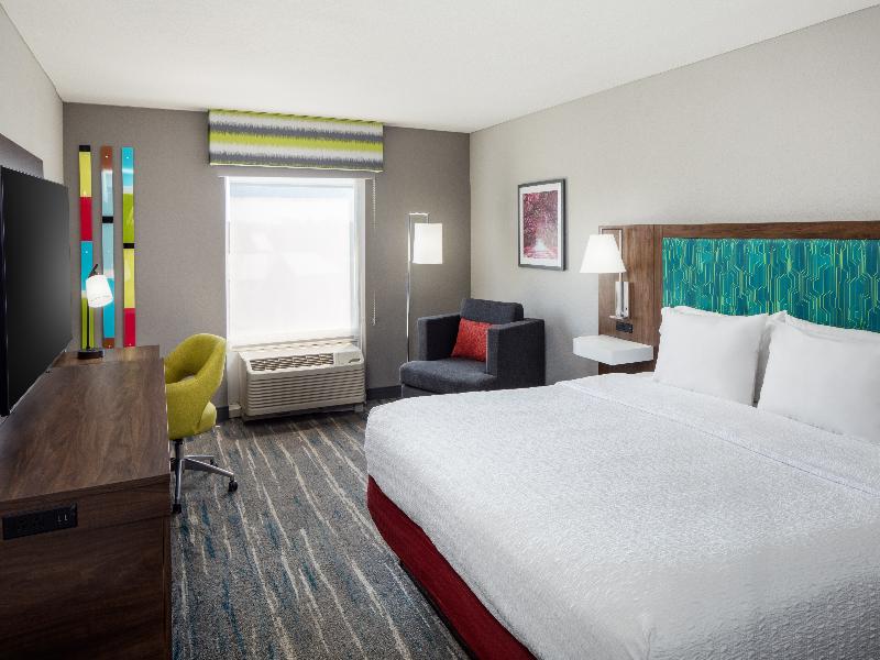 Hampton Inn&Suites Savannah - I-95 South - Gateway image