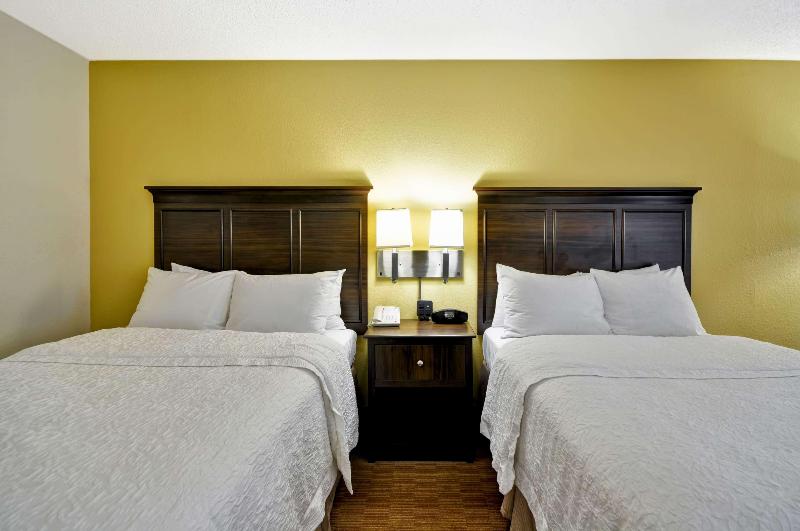 Hampton Inn Pickwick Dam - At Shiloh Falls image