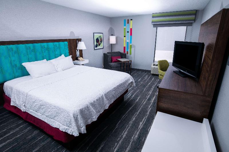 Hampton Inn Pickwick Dam - At Shiloh Falls image