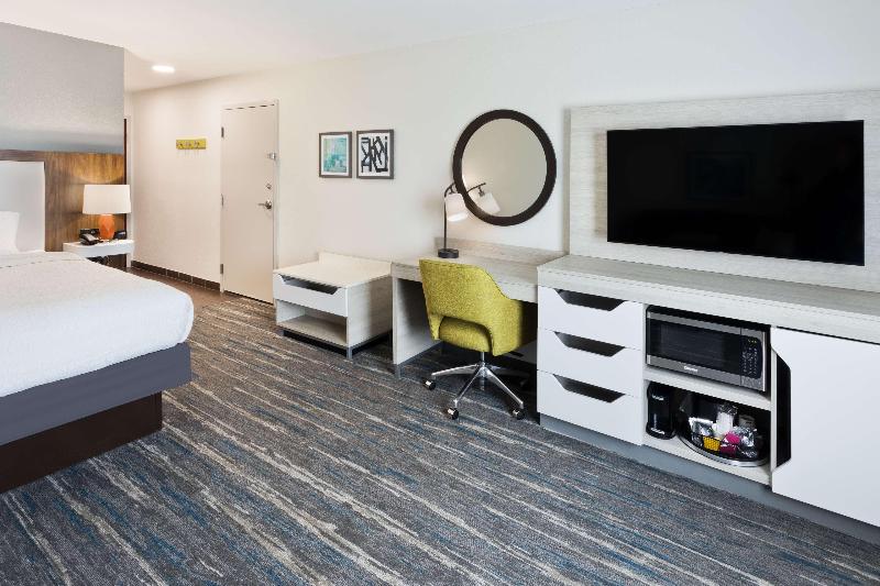 Hampton Inn & Suites Phenix City - Columbus Area image