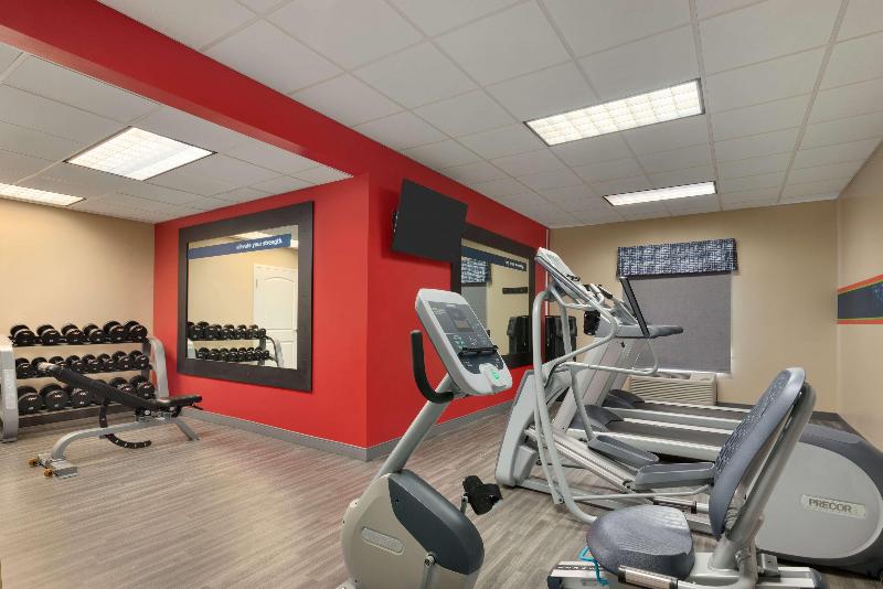 Hampton Inn St. Louis Columbia image