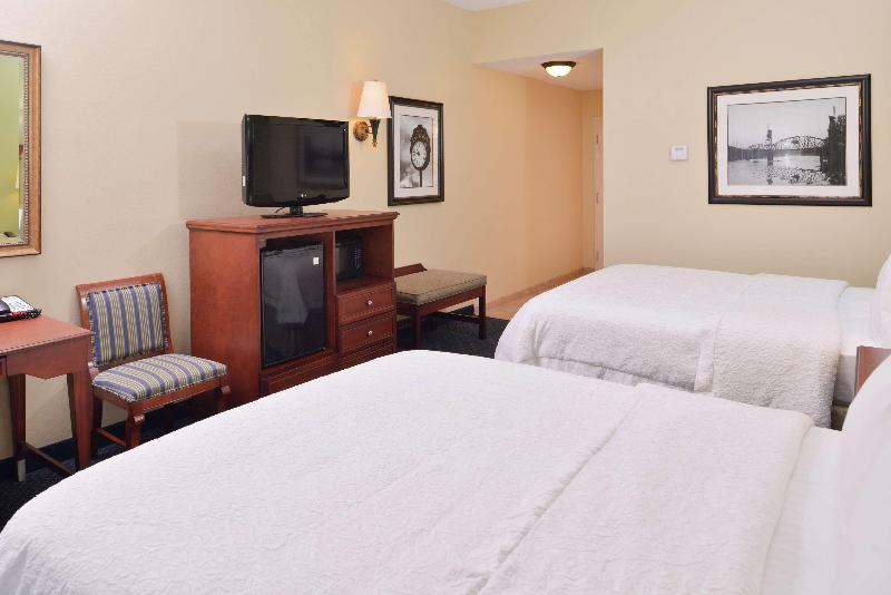 Hampton Inn Jackson image