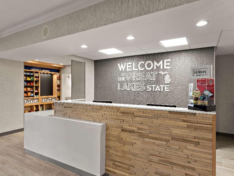 Hampton Inn & Suites Petoskey image