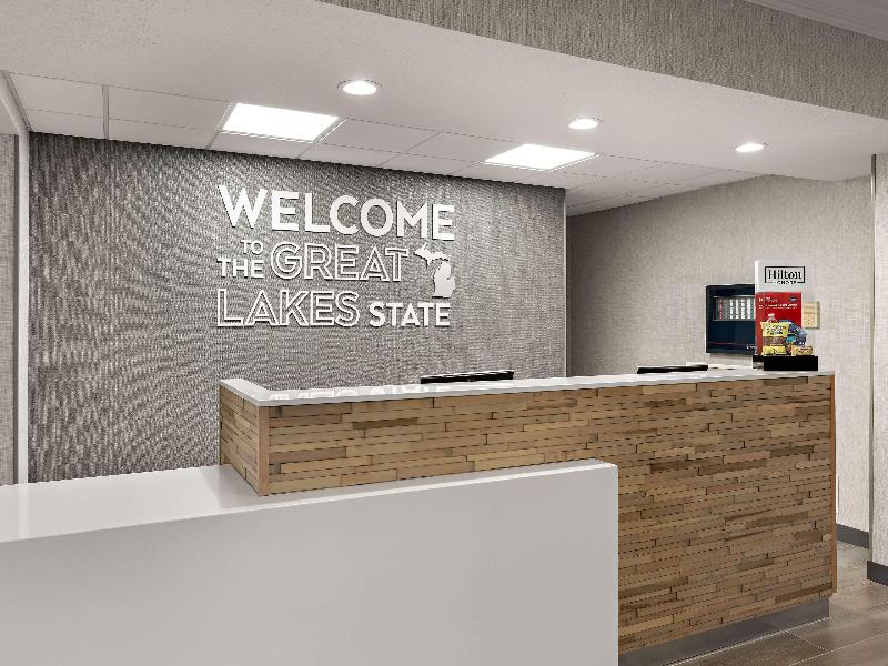 Hampton Inn & Suites Petoskey image