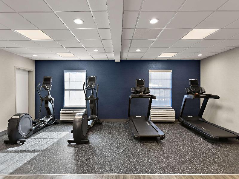 Hampton Inn & Suites Petoskey image