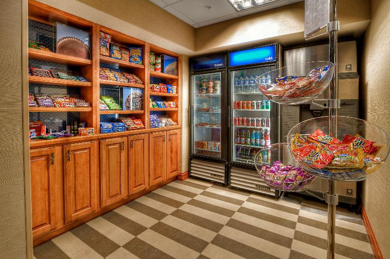 Hampton Inn & Suites Petoskey image