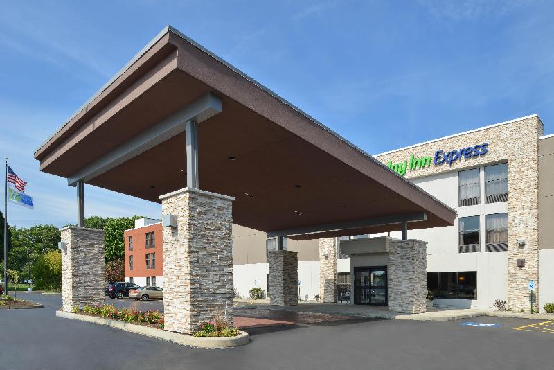 Holiday Inn Express Olean image