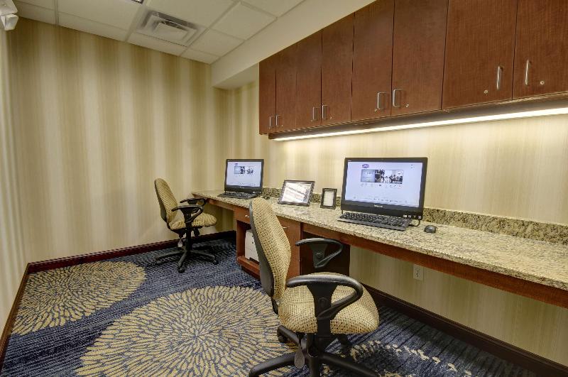 Hampton Inn & Suites Alexandria image