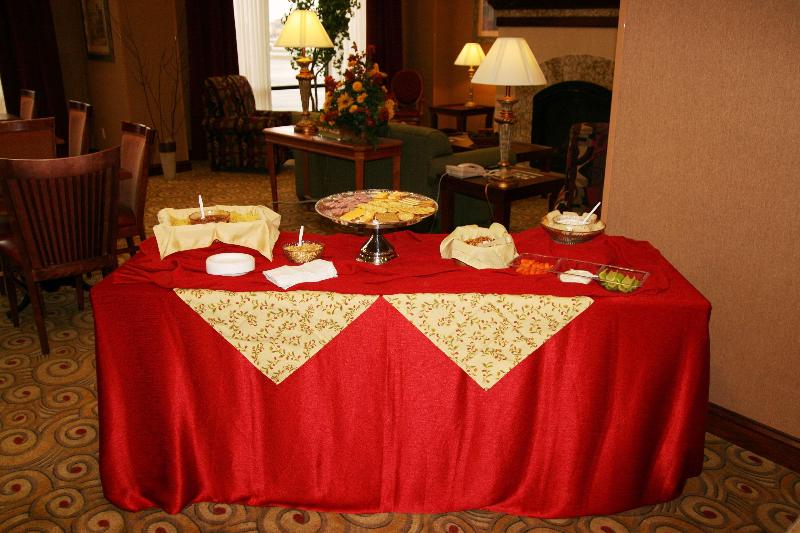 Hampton Inn & Suites Alexandria image