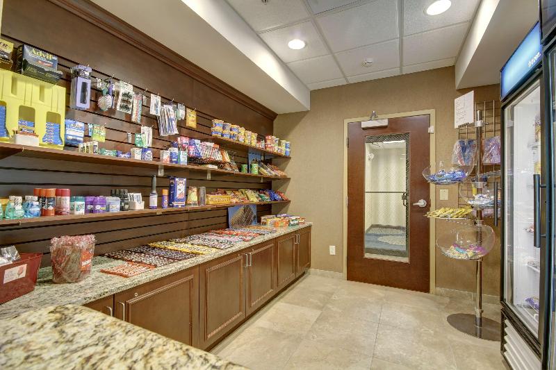 Hampton Inn & Suites Alexandria image