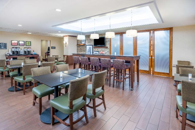 Hampton Inn Frostburg image