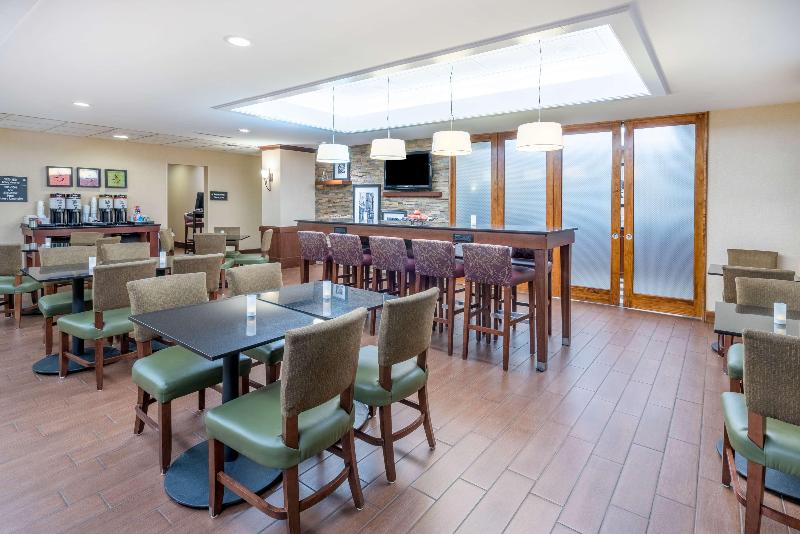 Hampton Inn Frostburg image