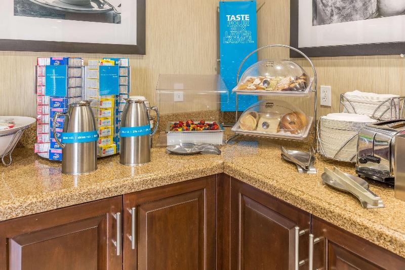 Hampton Inn Owensboro South image