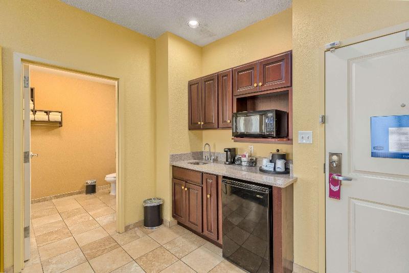 Hampton Inn Owensboro South image